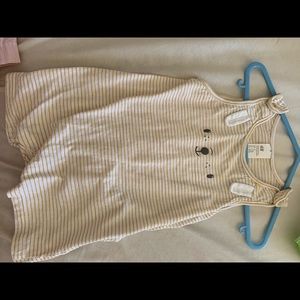 Sleeveless jumpsuit